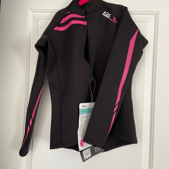 Women size medium 2mm Tusa Wetsuit Top - Picture 9 of 11